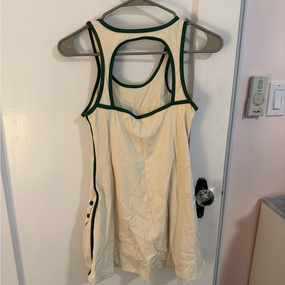 SET Active Cream and Green Sportbody Workout Dress - Picture 3 of 6